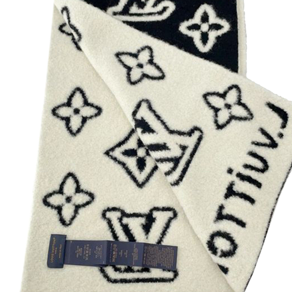 Pre-Loved Louis Vuitton Monogram Hip Knitted Reversible Scarf - Picture 2 of 7